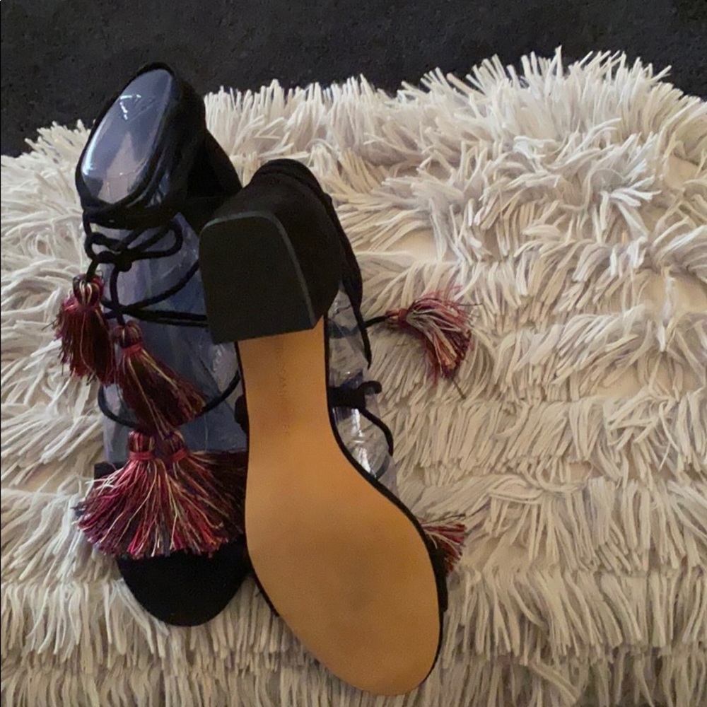 Designer Shoes - Picture 4 of 5